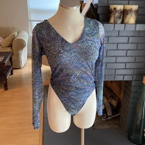 🖤SOCIALITE🖤 long sleeve sheer bodysuit